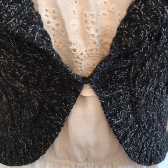 Juicy Couture Sweater - Picture 3 of 5